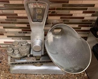 Vintage Scale “Exact Weight" 103	16x14x13in	HxWxD
