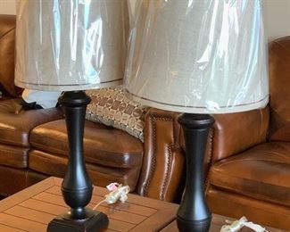 2pc Bronze Vase Style Table Lamps PAIR		
