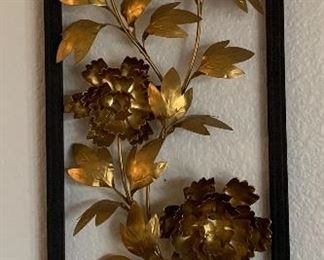 4pc Goldtone Metal Wall Decor Floral	20x8in	HxWxD
