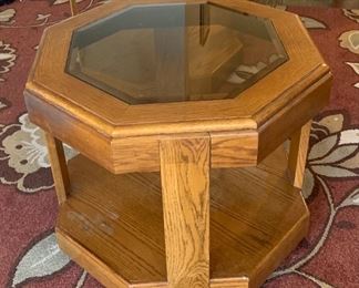 2pc Octagon Glass & Oak End Tables PAIR	21x28x28in	HxWxD
