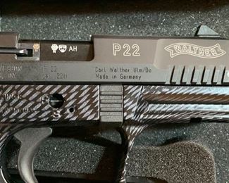 Walther P22 22lr in box		
