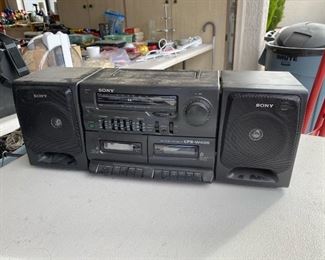 Sony cfs-w455 dual cassette player	23x7x9	HxWxD
