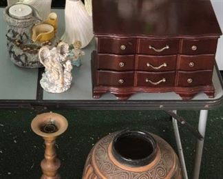 PHT010 Decorative Collectibles Assortment