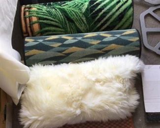 PHT213 Sheepskin & Small Area Rug