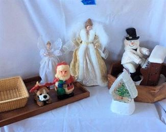 PHT221 Holiday Decorations