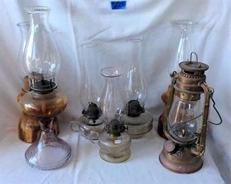 PHT228 Vintage Oil Lamps