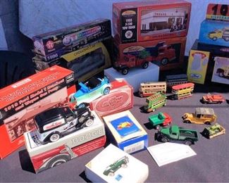 PHT305 Vintage Model Cars