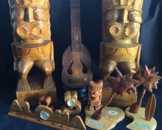 PHT334 Vintage Hawaiian Wooden Carvings 