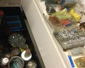 PHT337 Cabinet & Mystery Contents