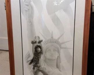 PHT438 'Aloha Liberty' by Kim Taylor Reece