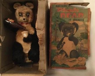 PHT456 Collectible Bear Made in Japan