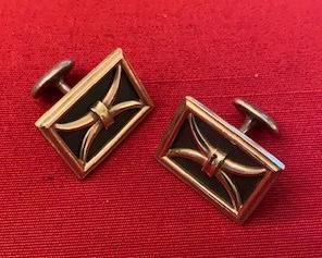 James Avery 14kt Gold cufflinks