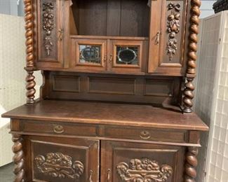 19th Century German Barley Twist Hutch