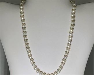 14k YG Hand Strung Cultured Pearl Necklace