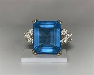 Blue Topaz with 6 Diamonds 14k