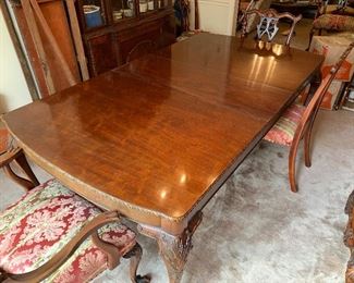 Dining set by Batesville Cabinet Company - with 2 leaves and 8 chairs 