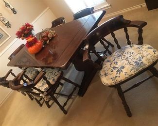 Nice dining table & 6 chairs. Solid , sturdy wood in excellent condition. 