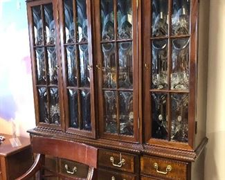 Reduced ! $1950 to $1250, Ethan Allen China Cabinet