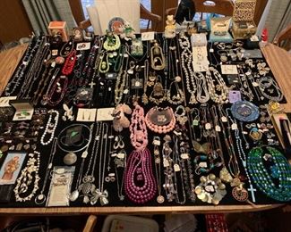 Modern & Vintage Jewelry