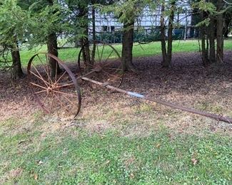 Long shafted wagon wheels $350