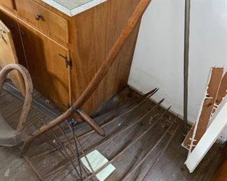 Wow!!  Vintage wooden Corn Reaping gizmo $225