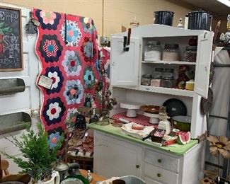 Hoosier Cabinet, Quilt