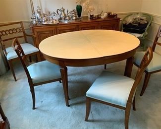 Dining table with full protective pads.