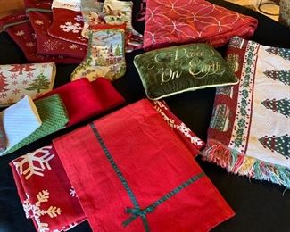 Holiday linens