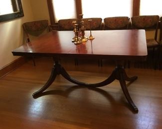 Duncan Phyfe Dining Table (has 3 leaves). Table Needs TLC