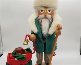 BAVARIAN SANTA NUTCRACKER