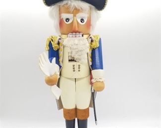 GEORGE WASHINGTON NUTCRACKER