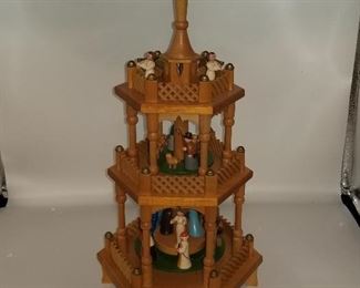 NATIVITY WINDMILL PYRAMID