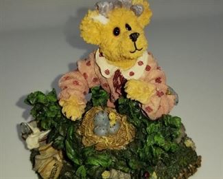 NATURES LITTLE WONDERS