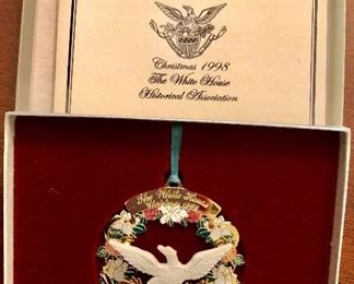 $15 White House ornament 