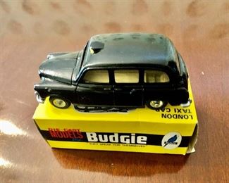 $15 Budgie London Taxi in original box 