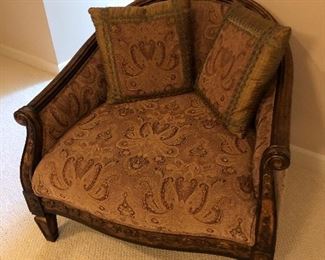 Horse Shoe Back Occasional Chair w/Pillows