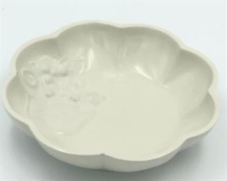 Red Cliff Ironstone scalloped white dish $8