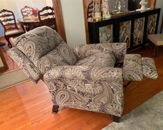 Southern Motion, Inc. paisley Electric Recliner Chairs (2 available) $400.00 each