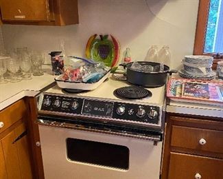 Electric Stove~Exhaust Fan~kitchen Cabinets~Dishes~Cookbooks~ Cookie Cutters