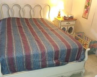 French provential bed