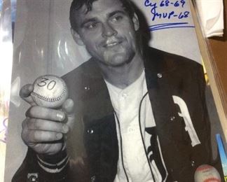 The unanimous winner of the 1968 American League Most Valuable Player Award was Denny McLain of the Detroit Tigers