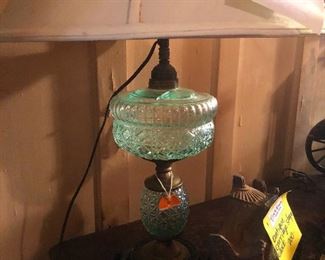 vaseline glass lamp