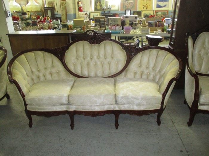 VICTORIAN SOFA