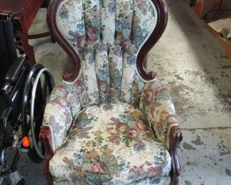 VICTORIAN CHAIR