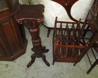 PLANT STAND AND MAGAZINE RACK