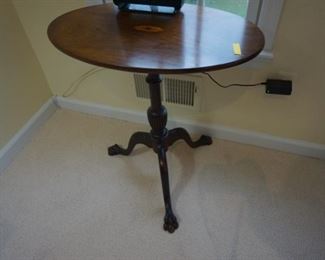 Oval Mahogany Parquet Inlaid Side Table, 19thC.