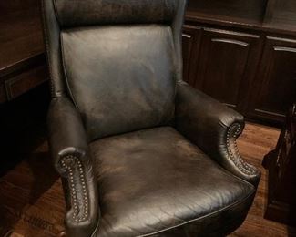 Hooker executive tilt office chair 
Saddle leather with croc accents 