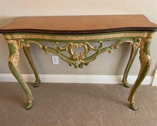 Gorgeous burl wood top and painted base side / sofa table 