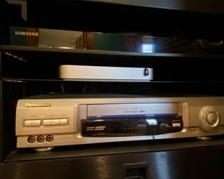 PANASONIC  AND SAMSUNG VIDEO PLAYERS