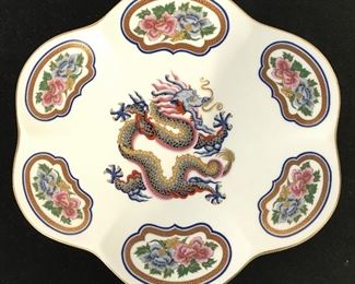 ELIZABETH ARDEN CHINOISERIE COLLECTION Plate